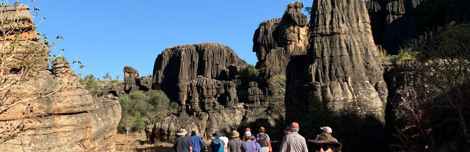 See Mimbi Caves with Girloorloo Tours