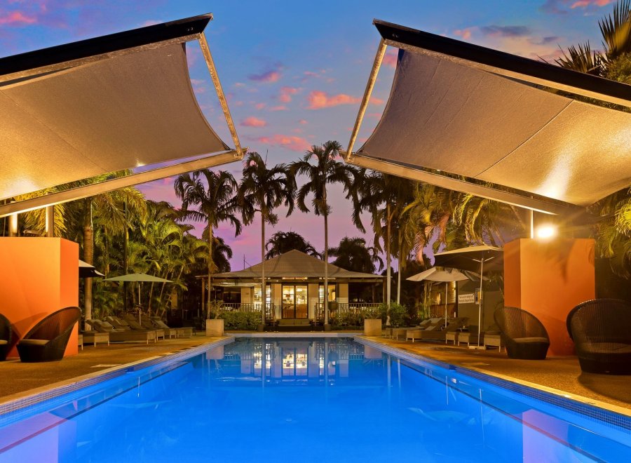 Pearle of Cable Beach, The