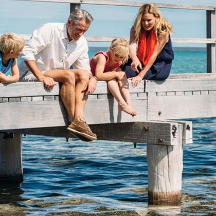 Denham4_Stromatolites-at-Hamelin-Pool_tourismwa