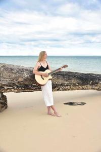 Live Music with Indiana Waters