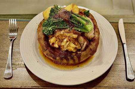 Sunday Roast at Bali Hai Cafe