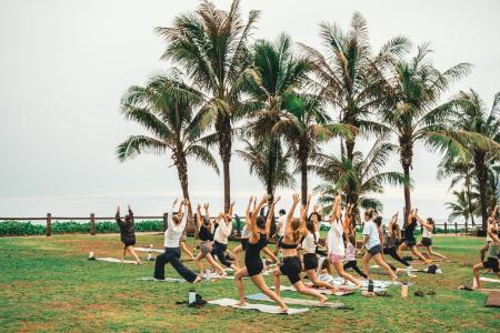 Free Yoga at the Courthouse Markets