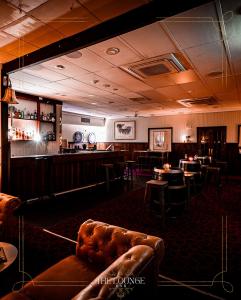 Live Music at The Lounge Bar