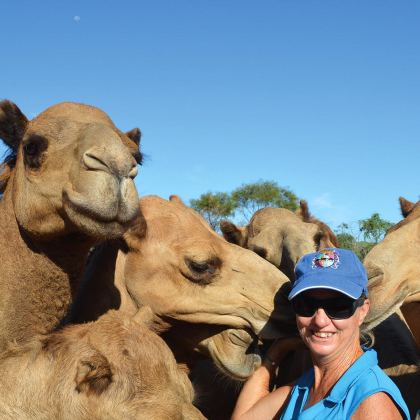 10broomecamelsafaris76 std f83aabd7 3a65 4b63 804a 305779738d23