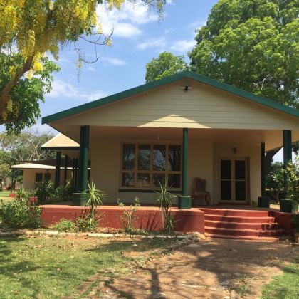 Stationstay std 5f2bc697 a405 48f8 b89a 085d46cbc4e0
